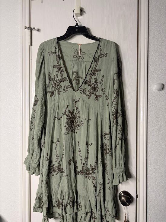 Free People Dresses & Skirts - Free People Sage Green Embroidered High-Low Dress